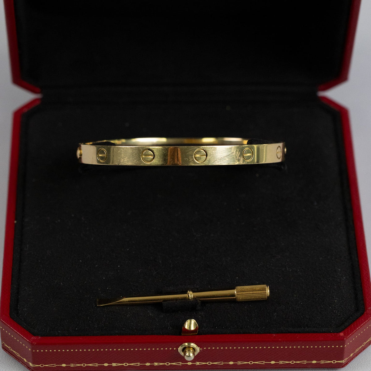 Bracelet Cartier Love en or jaune 18 carats 