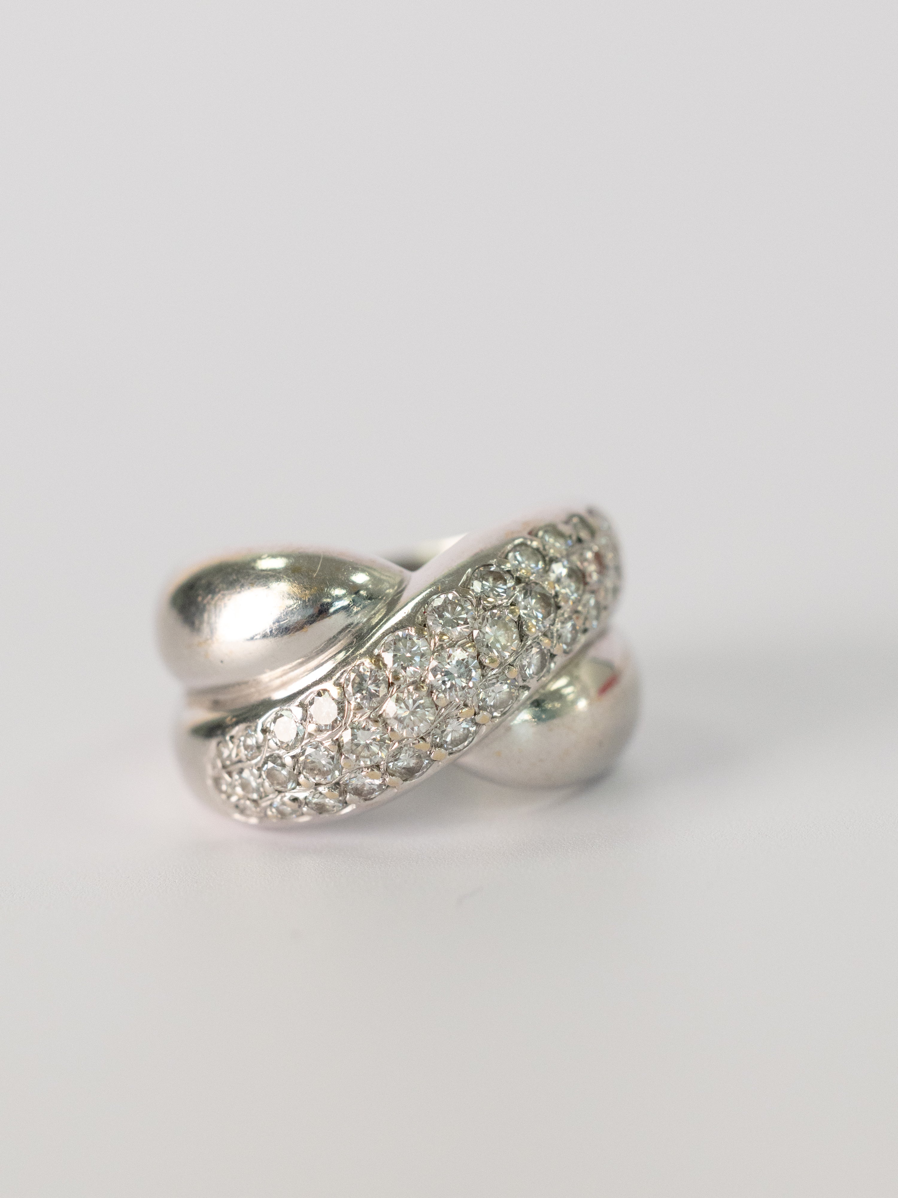 Bague Vintage En Or Blanc Et Diamants