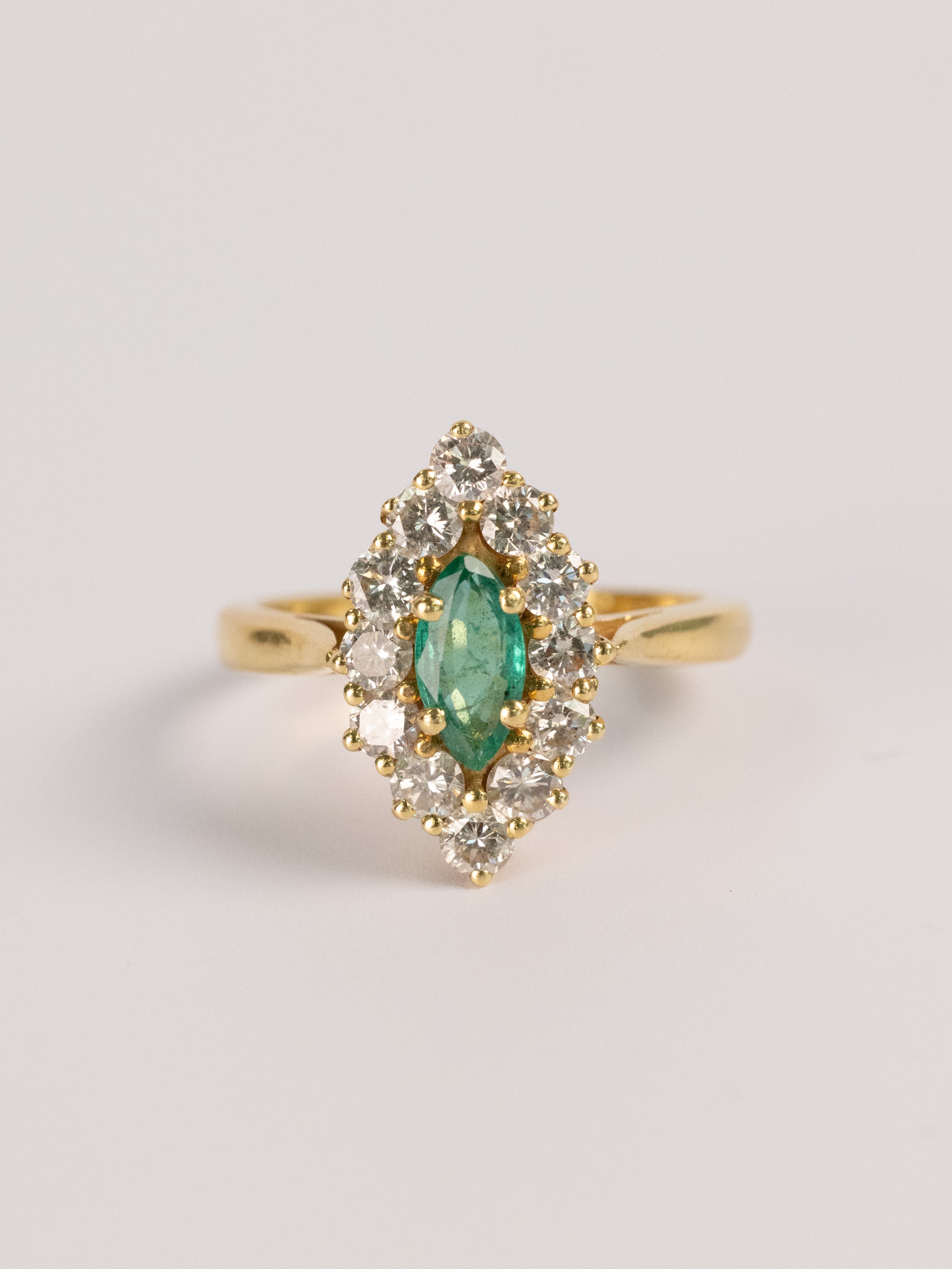 Bague Vintage En Or Jaune, Émeraude Et Diamants