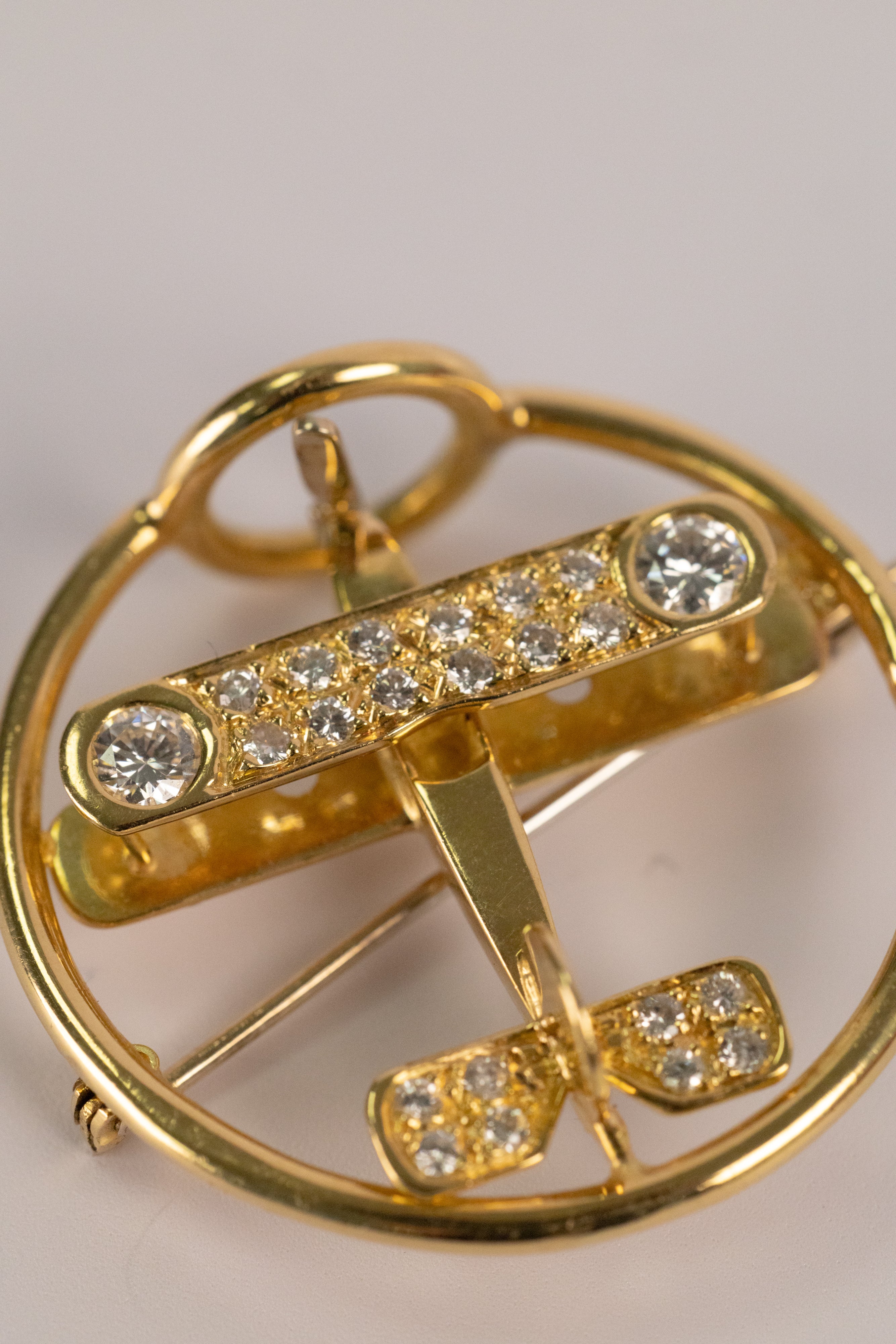 Broche Avion Des Années 1940 En Or Jaune Et Diamants