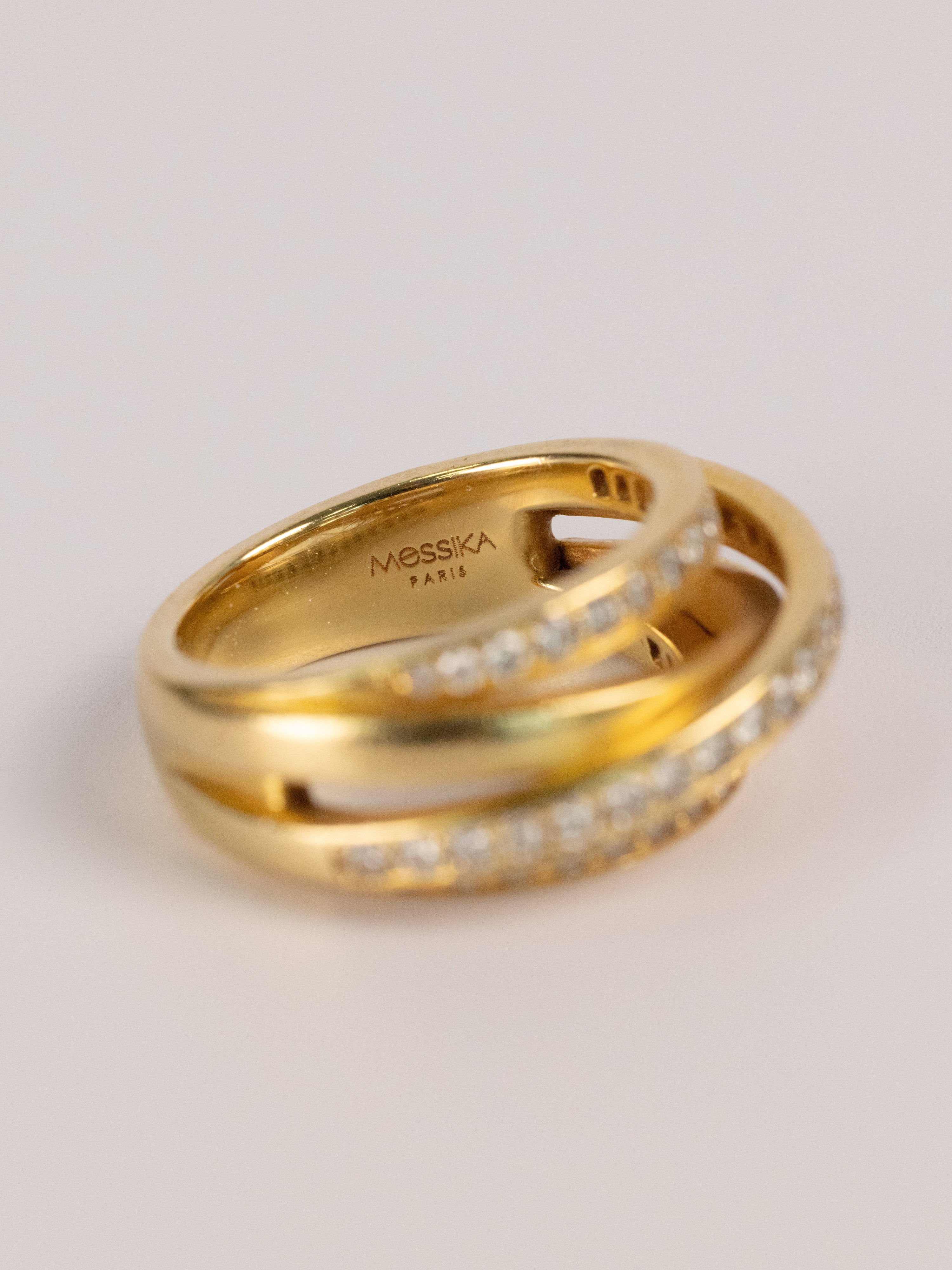 Bague Vintage En Or Jaune Et Diamants Signée Messika