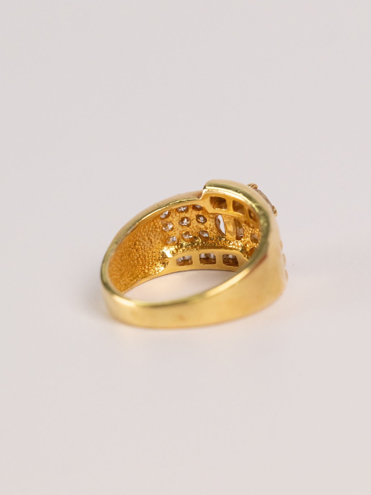 Bague Vintage En Or Jaune Et Diamants