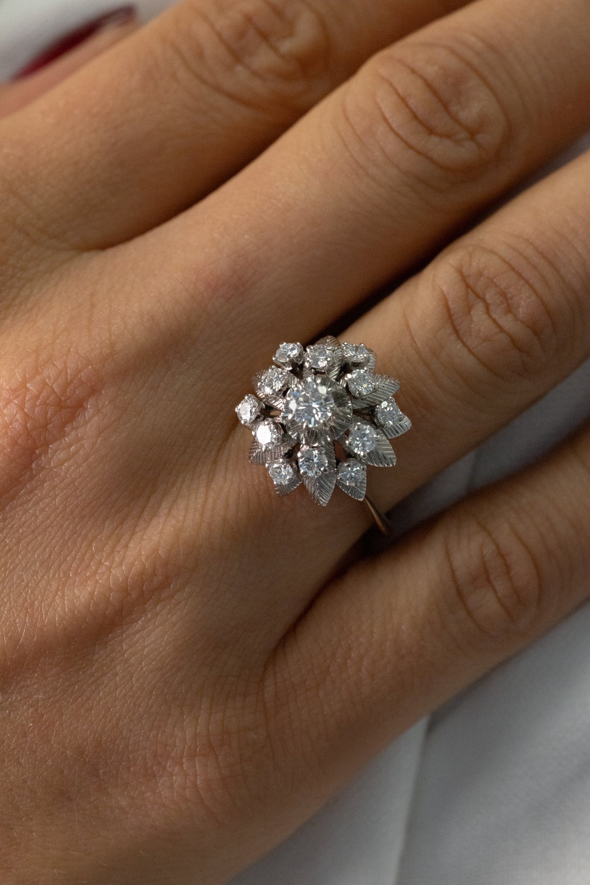 Bague Fleur Vintage En Or Blanc Et Diamants