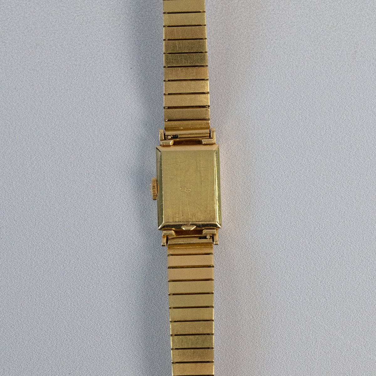 Montre de dame Patek Philippe en or jaune