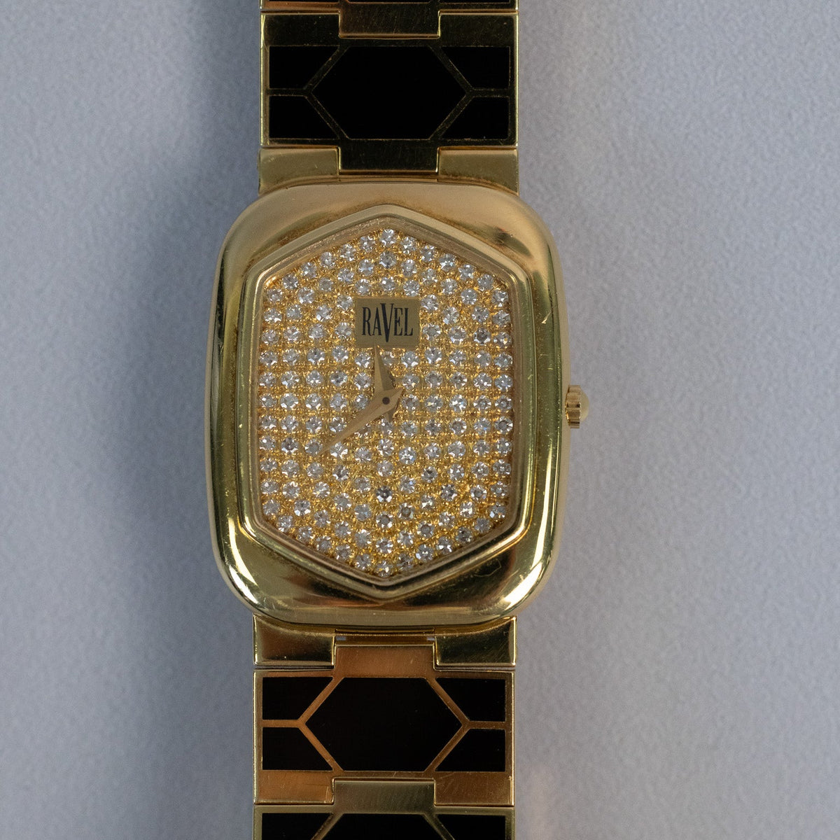 Montre Ravel Mikaelian – suisse