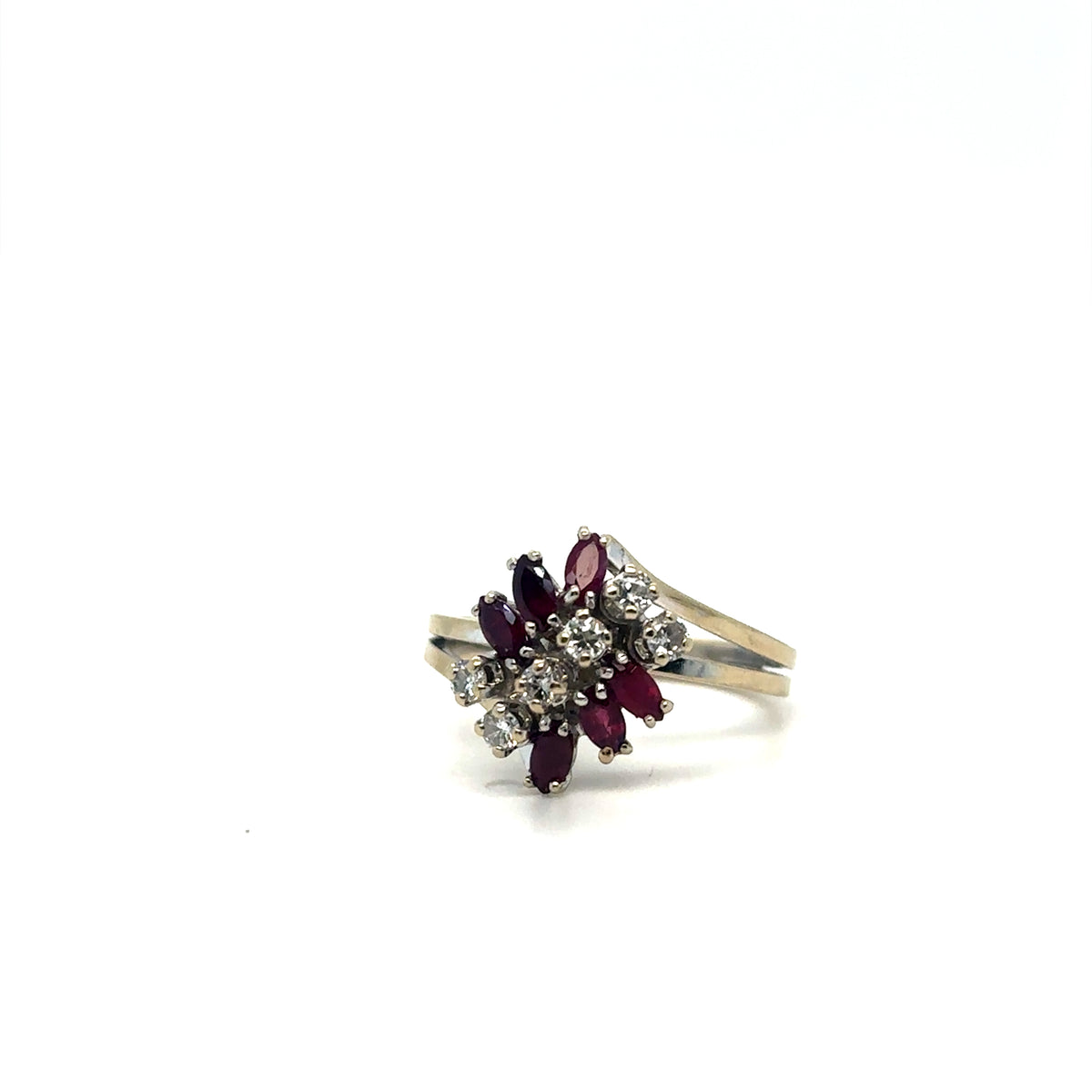 Bague Vintage en Or blanc 18 Carats, Grenat et Diamants