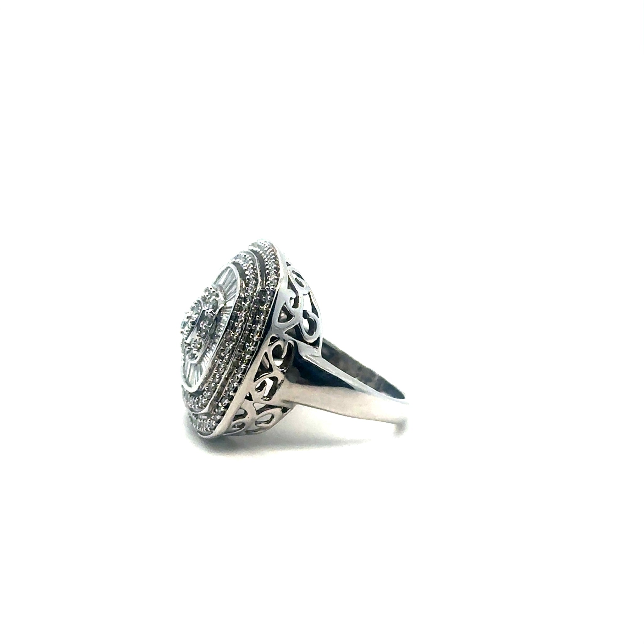 Bague Moderne sertie de diamants taille brillant occasion seconde main
