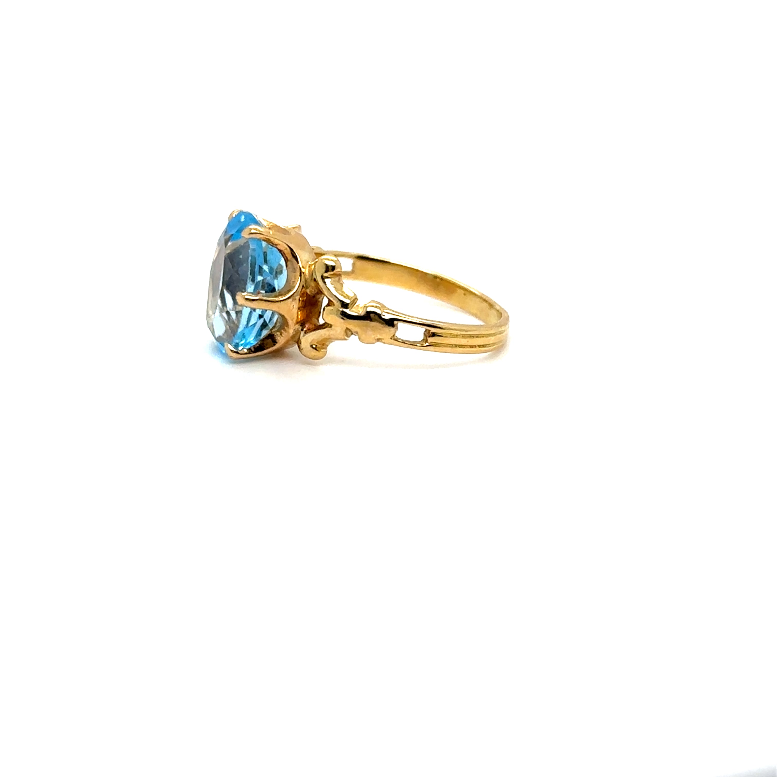Bague or jaune 18K sertie d'une aigue-marine Occasion Seconde Main