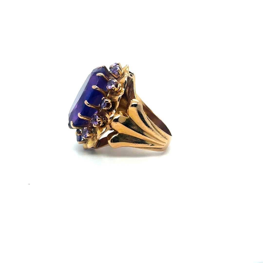Bague or jaune sertie d'une Améthyste importante Occasion Seconde Main