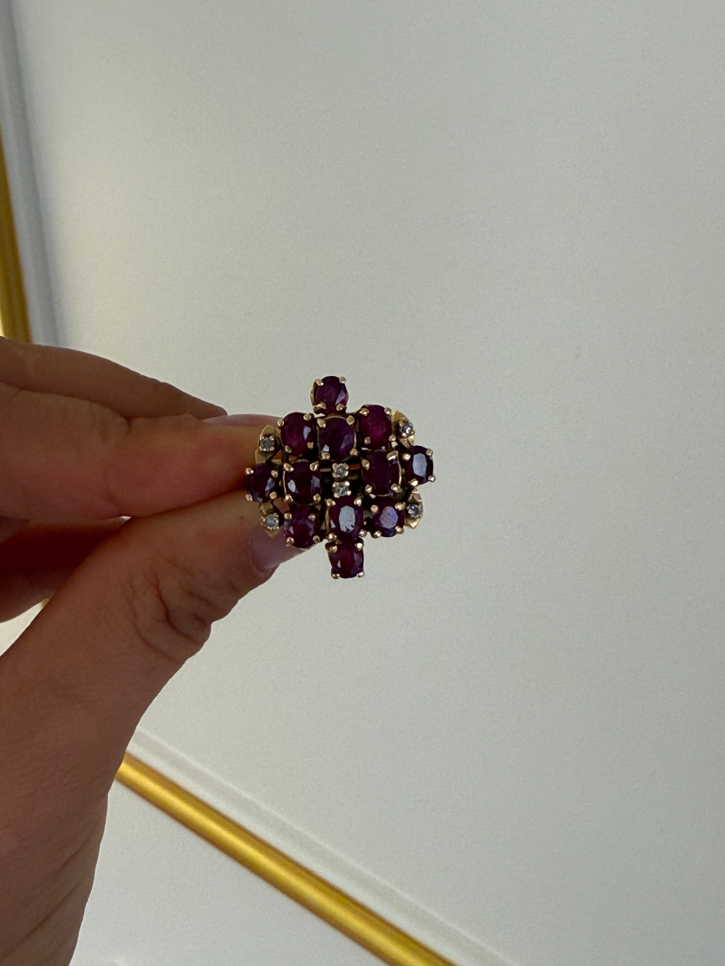 Bague Vintage en Or Jaune 18K sertie de Rubis et Diamants Occasion Seconde Main Luxe Bijou