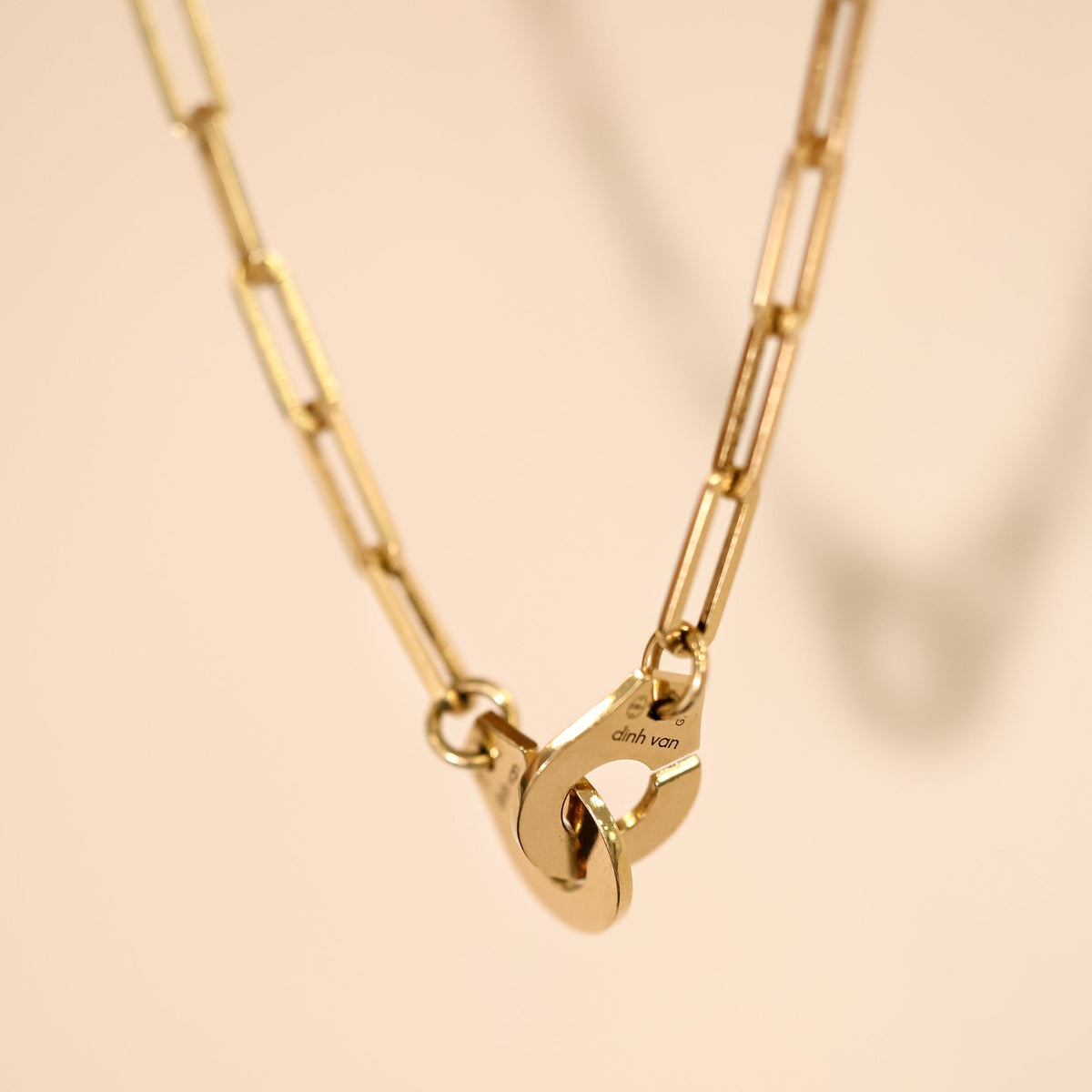 Collier Dinh Van Menottes R12 Or Jaune