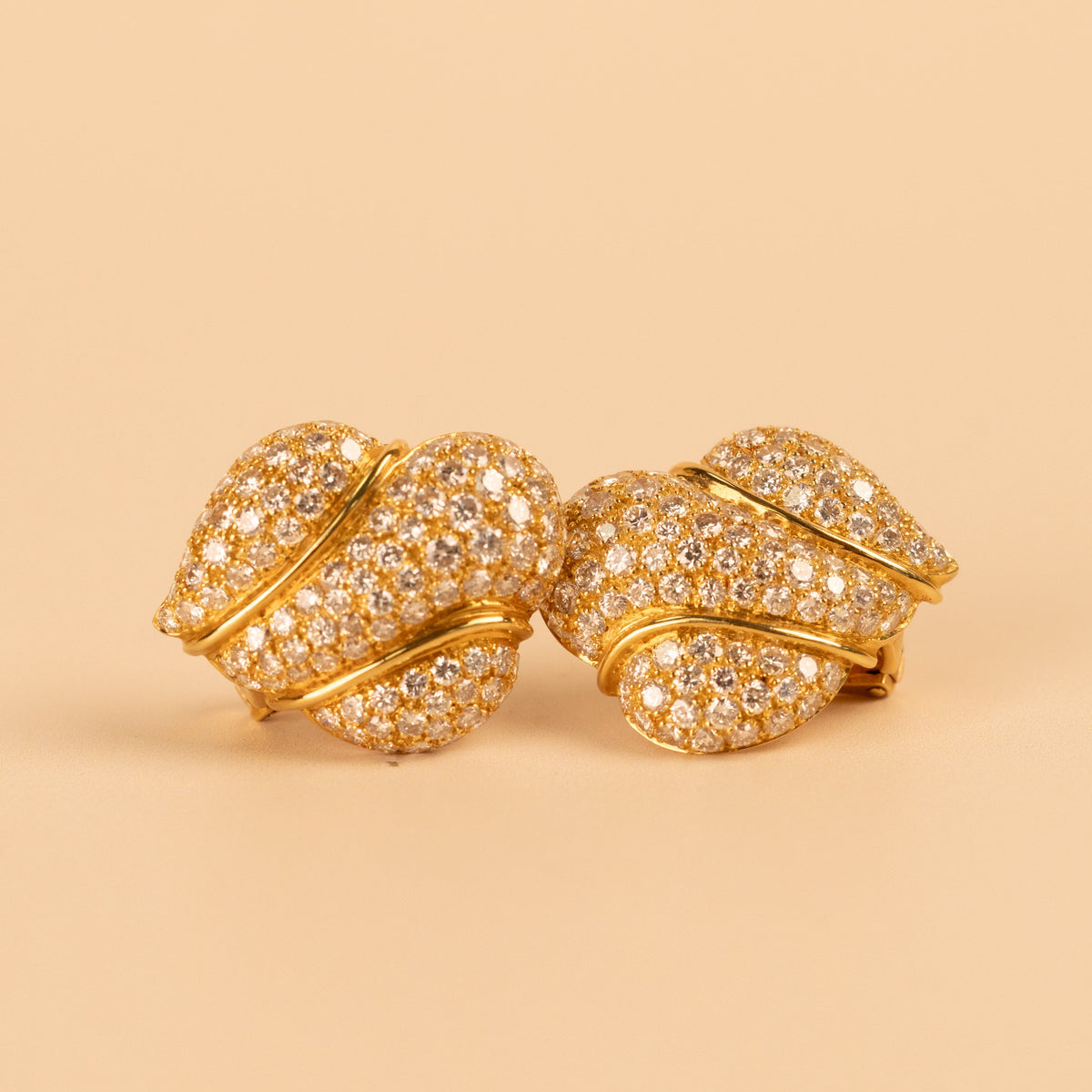18K Yellow Gold Pave Leaf Retro Diamond Earrings