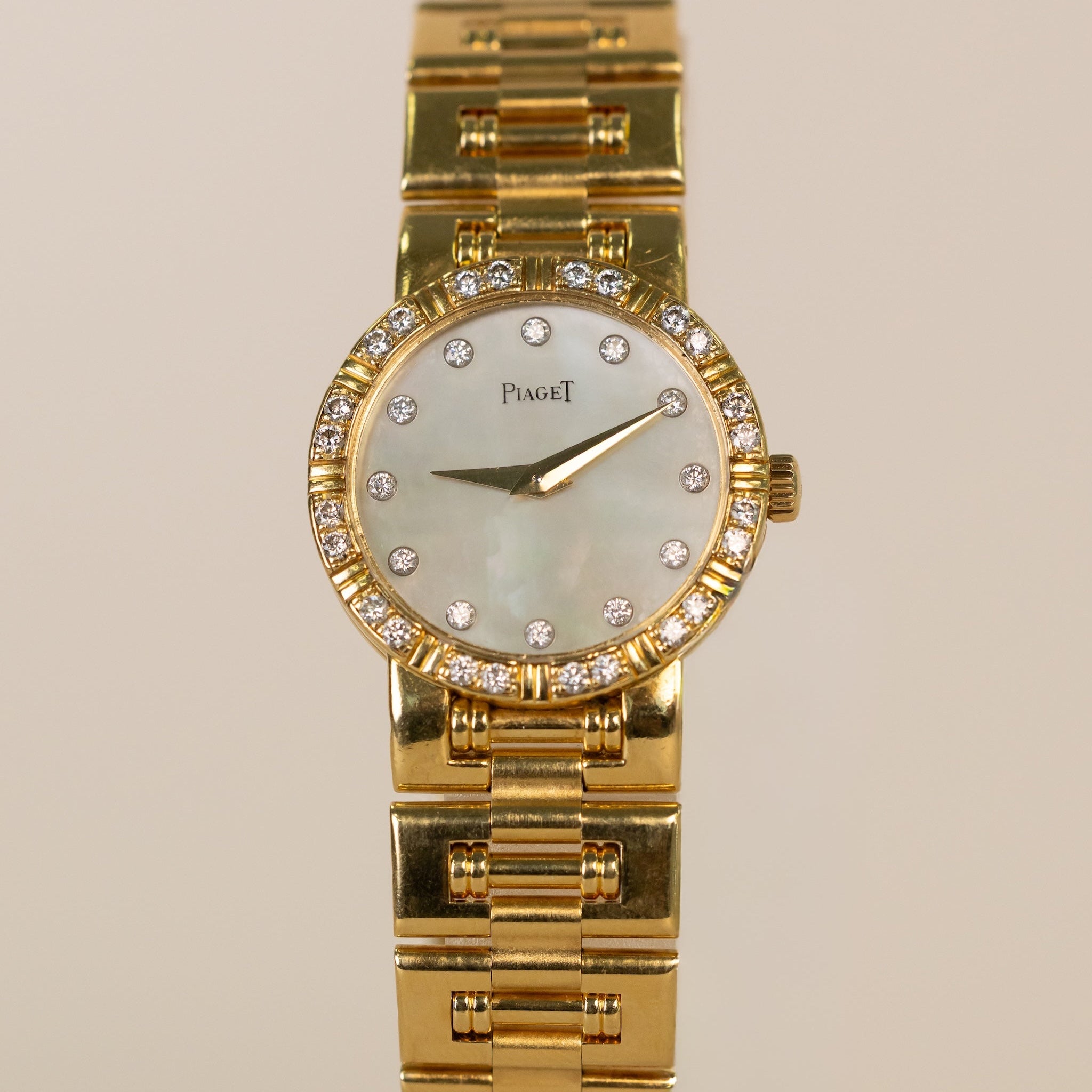 Montre PIAGET Dancer vintage en or jaune 18 carats – Réf. N538331