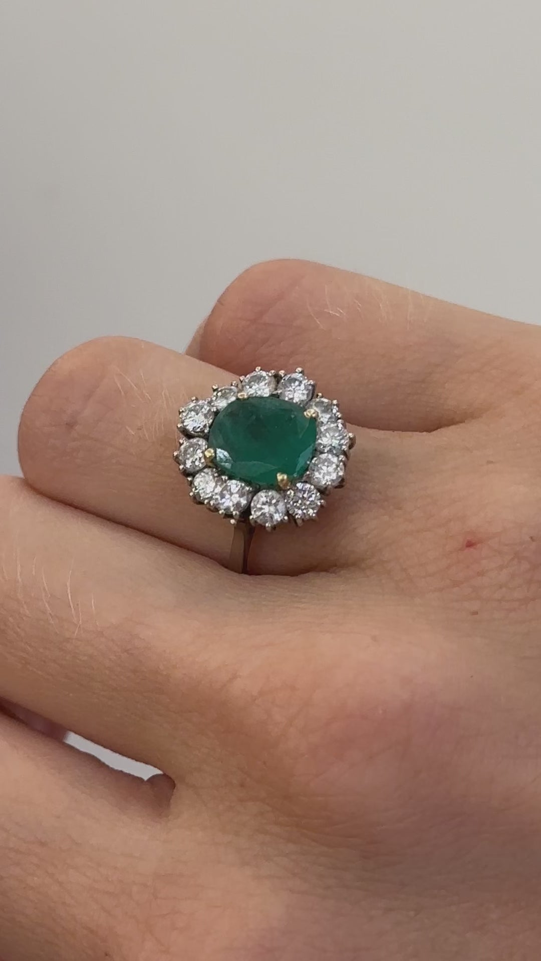 Marquise Marguerite émeraude bague luxe or